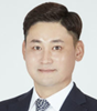 김동완